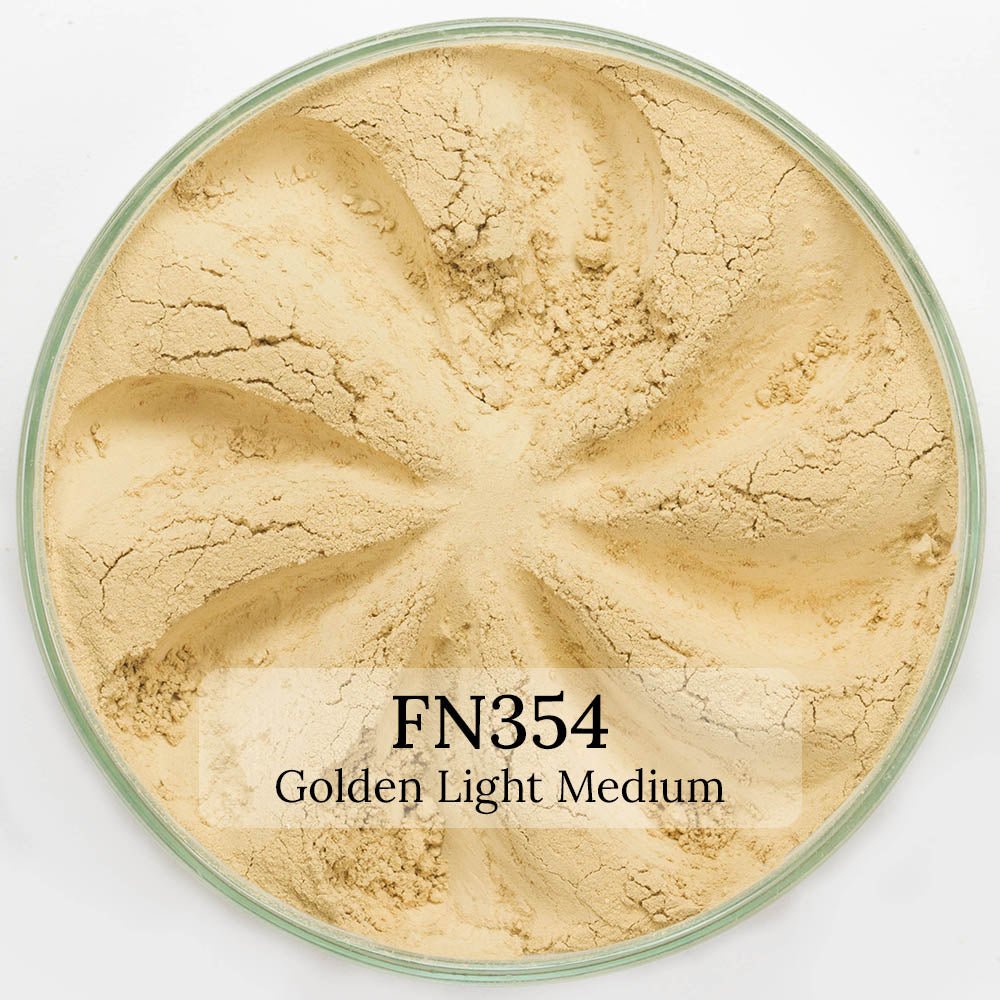 FLAWLESS FOUNDATION Face Care Era Minerals GOLDEN LIGHT MEDIUM Full