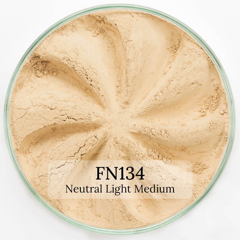 SURREAL FOUNDATION Face Care Era Minerals NEUTRAL LIGHT MEDIUM Full