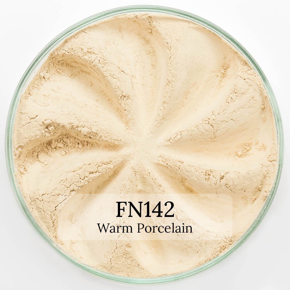 SURREAL FOUNDATION Face Care Era Minerals WARM PORCELAIN Full
